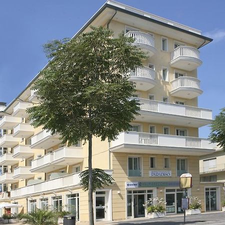 Residence T2 Rimini Extérieur photo