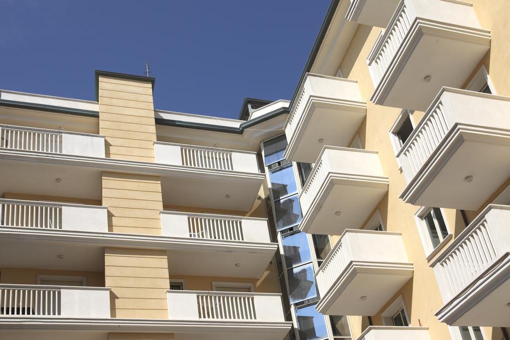 Residence T2 Rimini Extérieur photo