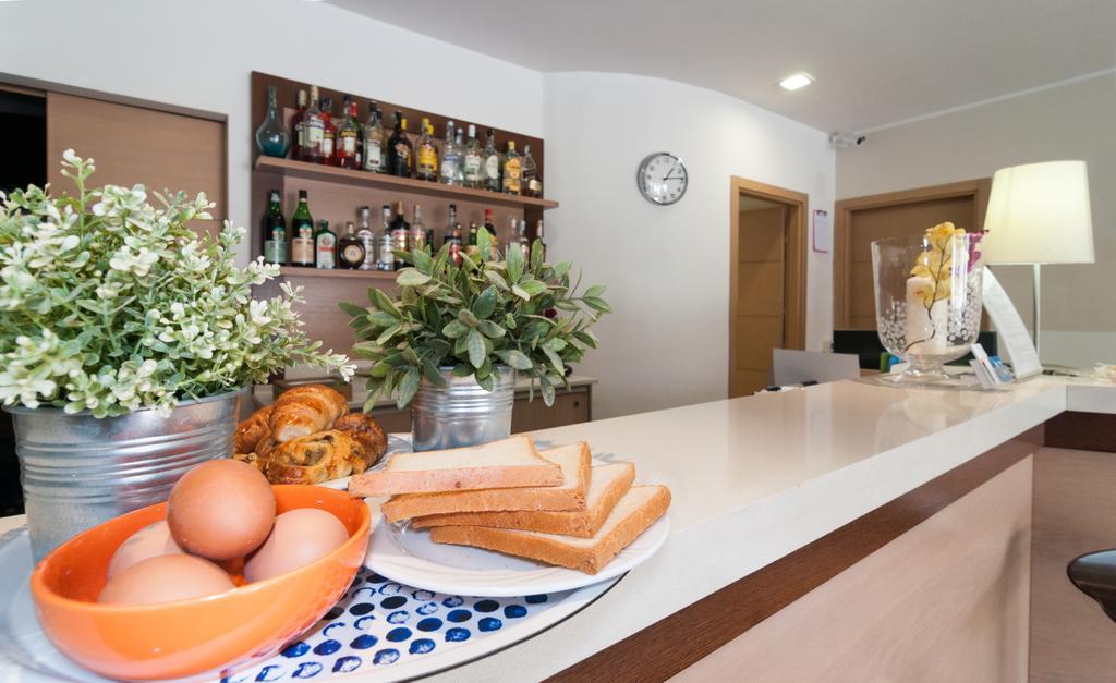 Residence T2 Rimini Extérieur photo
